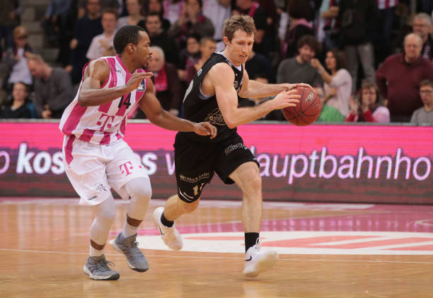 通过优秀的 通过优秀的