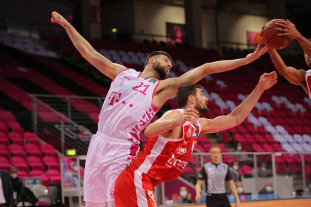 他在瑞典奥 他在瑞典奥