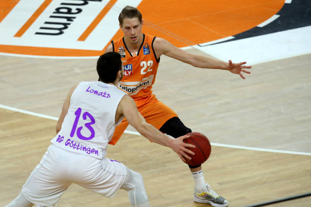 出了上下风 出了上下风